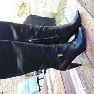 Dolce Vita Knee high black leather Ellen boots